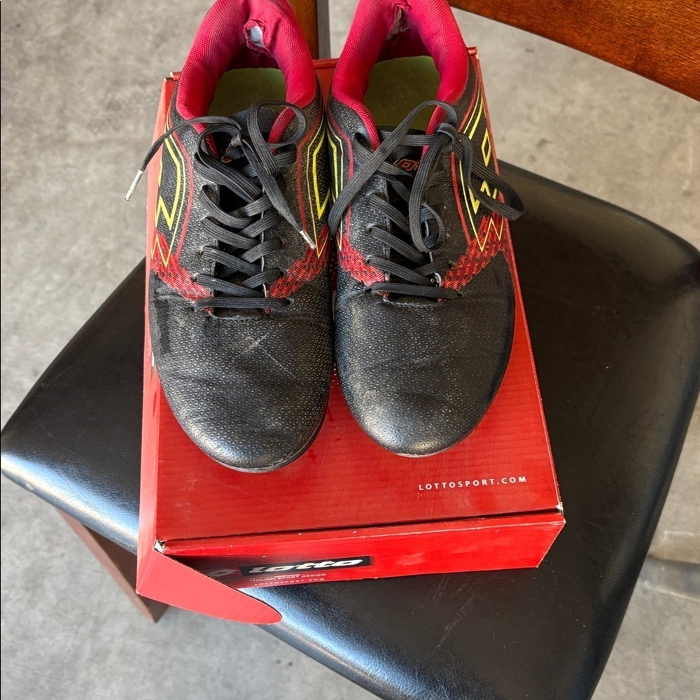 OTTO Red and Black soccer shoes